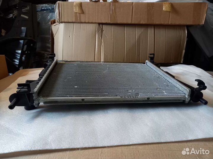 Радиатор охлаждения ford focus 1