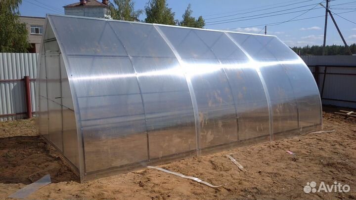 Теплица капелька