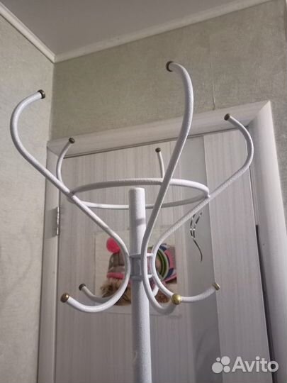 Вешалка напольная