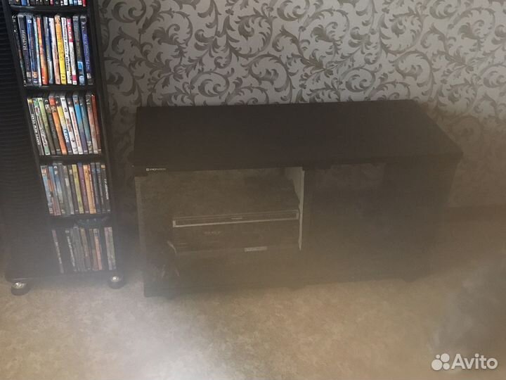 Тумба под телевизор