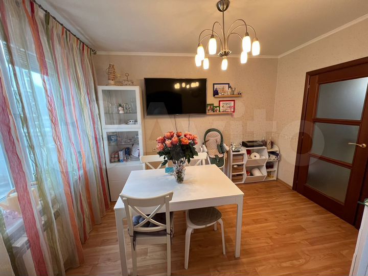4-к. квартира, 62,4 м², 3/9 эт.