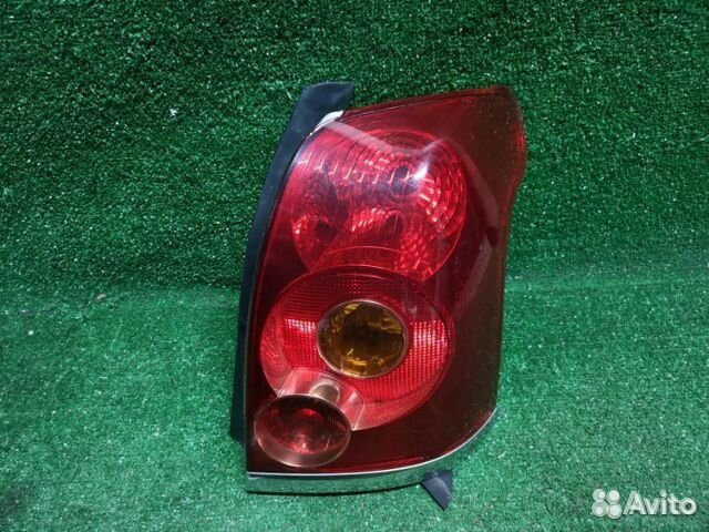 Задний фонарь toyota avensis