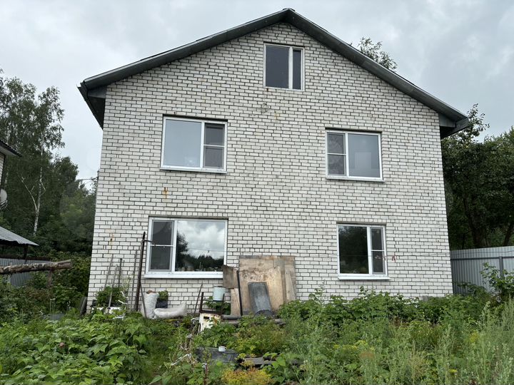 Дом 150 м² на участке 6 сот.