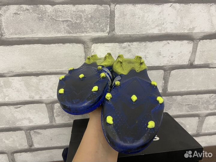 Бутсы шиповки adidas Predator размер 34