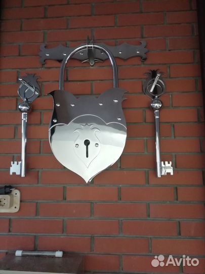 Замочек старинный в ретро стиле коллекционный