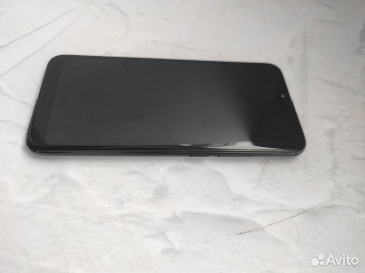 HONOR 10, 4/64 ГБ