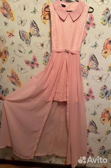 Розовое платье