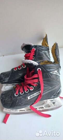 Хоккейные коньки bauer