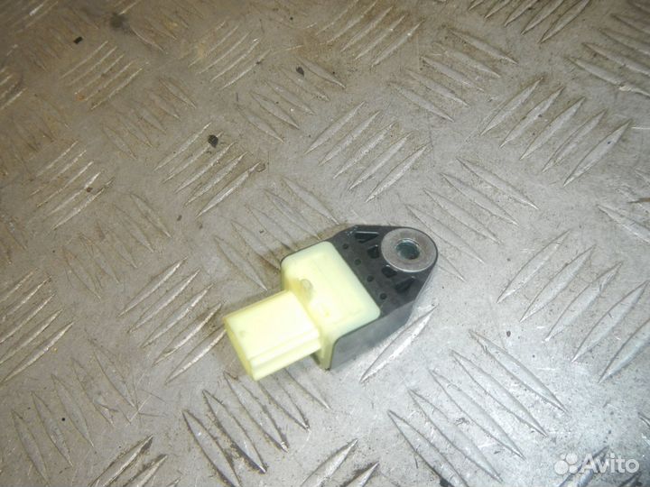 Датчик AIR BAG, Toyota -RAV4 (13)