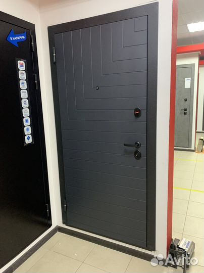 Дверь входная металлическая