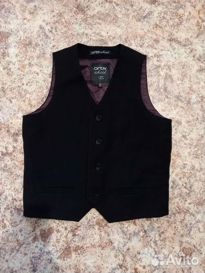 Жилетка для мальчика 128 134