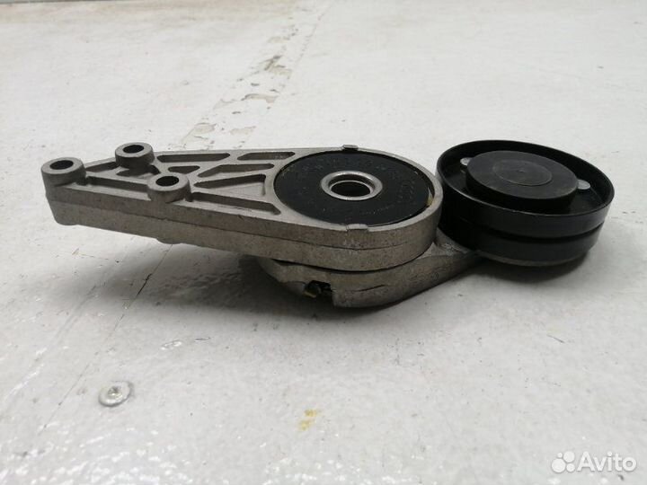 Натяжитель Audi A4