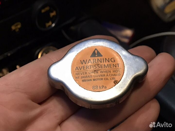Крышка радиатора Nissan Tiida