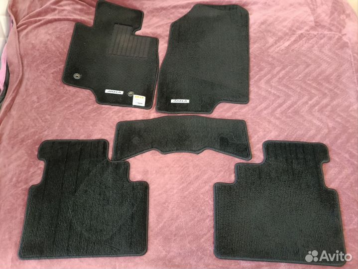 Коврики на mazda axela
