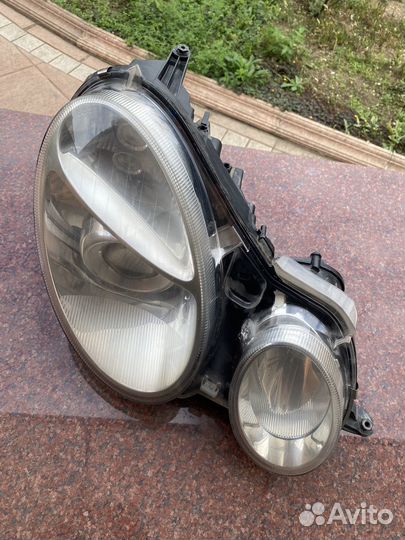 Фара правая дорест мерседес W211