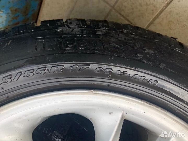 Pirelli Sottozero Winter 240 235/55 R17