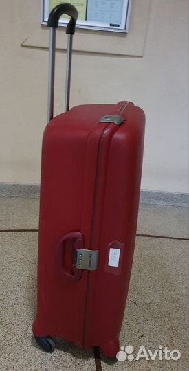 Чемодан Samsonite XL