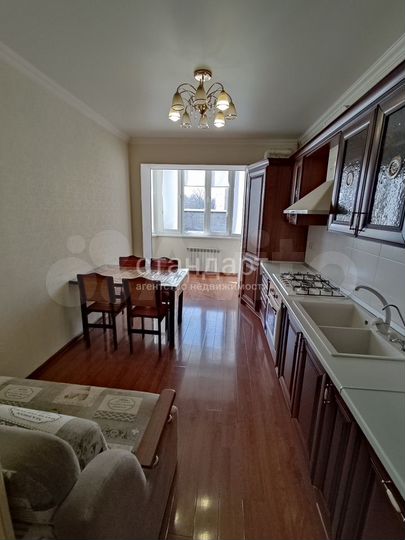 2-к. квартира, 56 м², 1/5 эт.