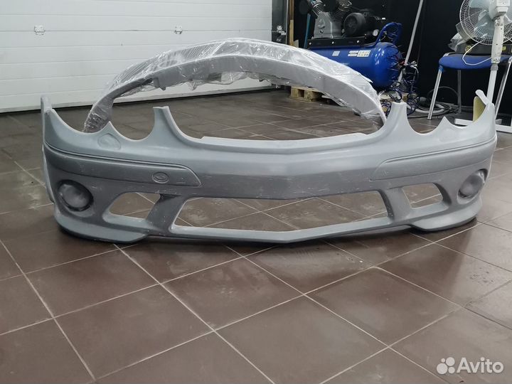 Передний бампер Mercedes CLK W209 AMG Style