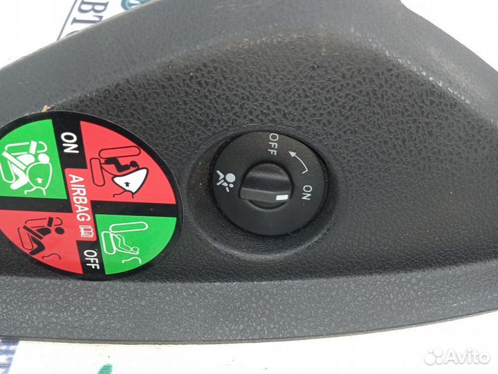 Накладка торпедо правая ваз (LADA) Vesta I (2015—2023)