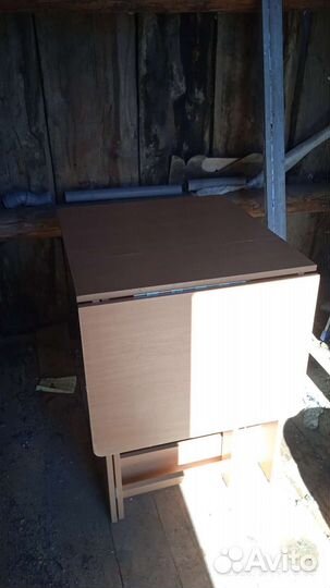 Раскладной столик ширина 61см длинна 112см