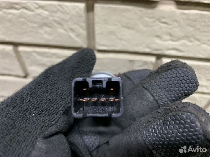 Hyundai IX 35 Кнопка обогрева заднего стекла