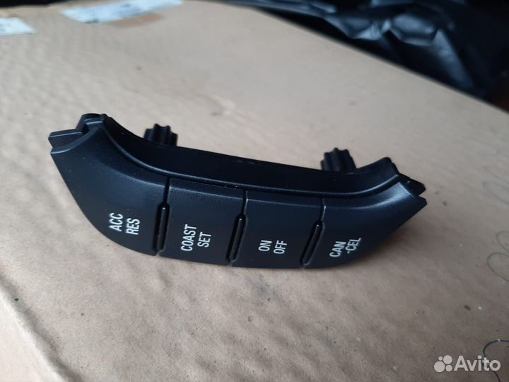 Запчасти Mitsubishi Pajero 4