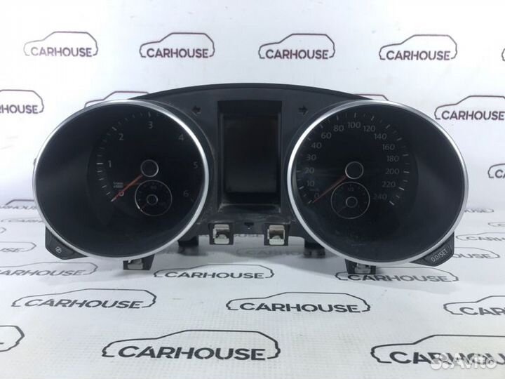 Щиток приборов Volkswagen Golf 6 2011