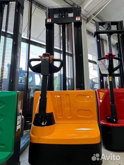 Штабелер гидравлический TOR