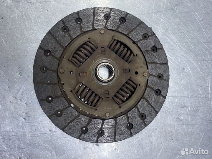 Сцепление + корзина пассат б3 1.8