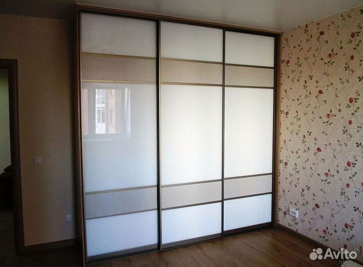 Черный шкаф