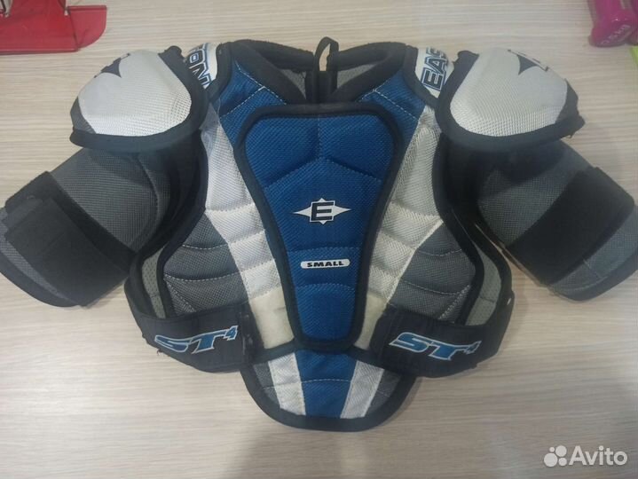 Нагрудник хоккейный детский