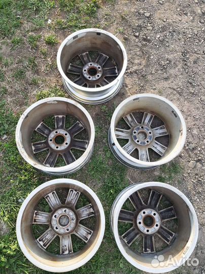 Литые диски r17 на Ауди