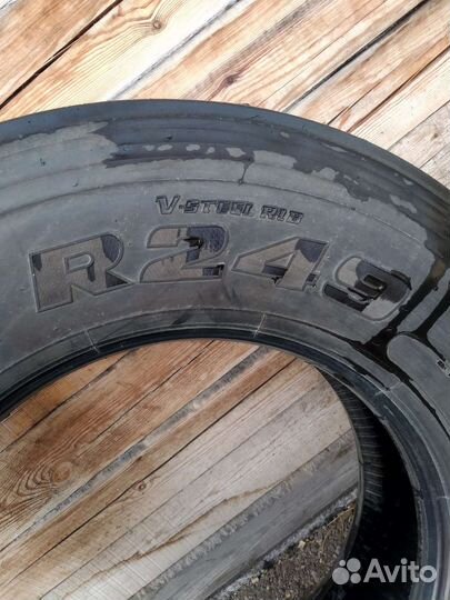 Грузовые шины бу R249