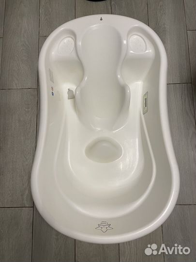 Ванночка для купания новорожденного
