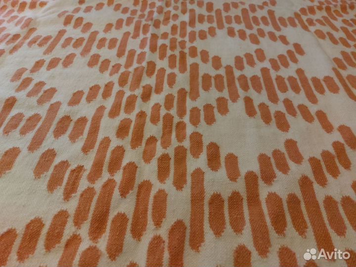 Коврик из шерсти