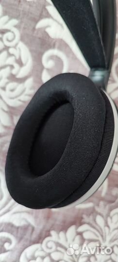 Продам беспроводные наушники Philips SHC5102/10