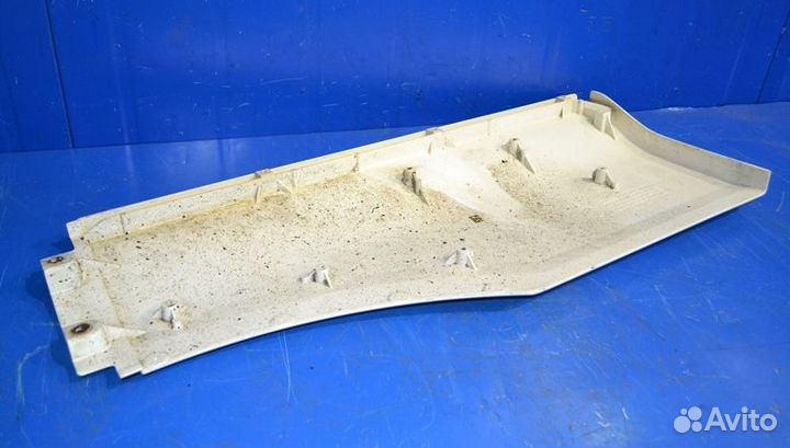 Вставка между кабиной и крылом (локер), задняя пра