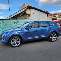 Bentley Bentayga 6.0 AT, 2017, 120 000 км, с пробегом, цена 11 900 000 руб.