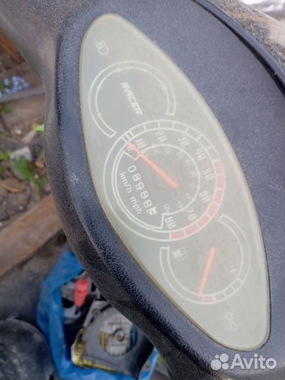 Скутер Рейсер метеор