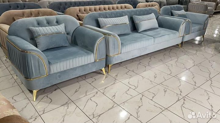 Диван и два кресла