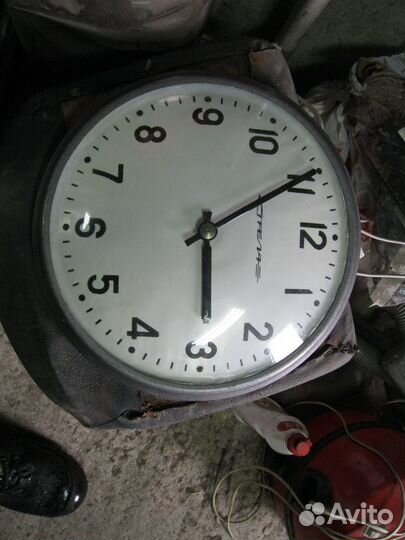Часы настенные