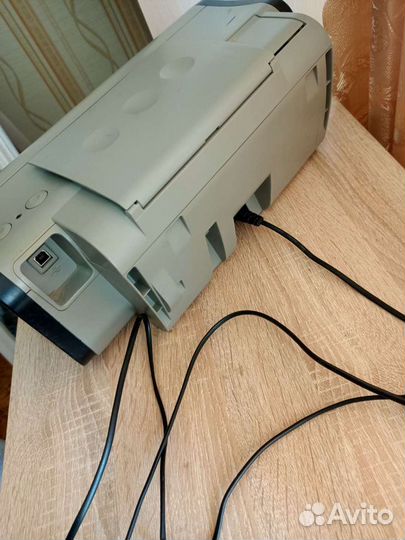 Цветной струйный принтер canon