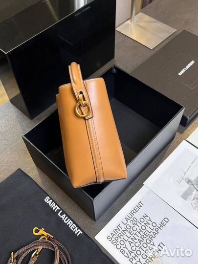 Сумка женская от Saint Laurent