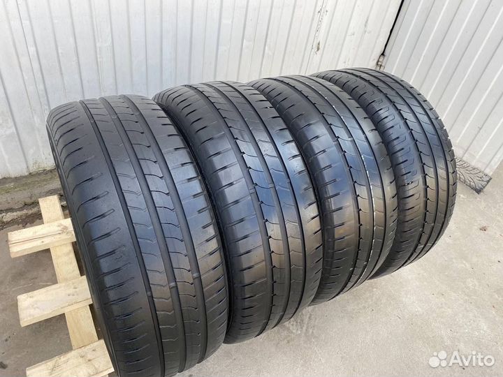 Goodyear EfficientGrip 205/60 R16