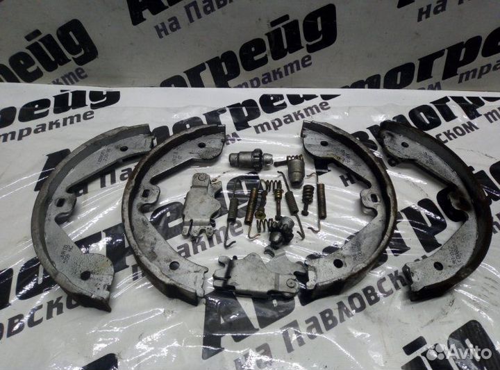 Колодки ручного тормоза Audi Q7 4LB BAR 28.09.2006
