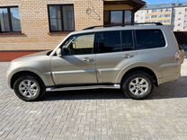 Mitsubishi Pajero 3.0 AT, 2012, 240 000 км, с пробегом, цена 1 900 000 руб.