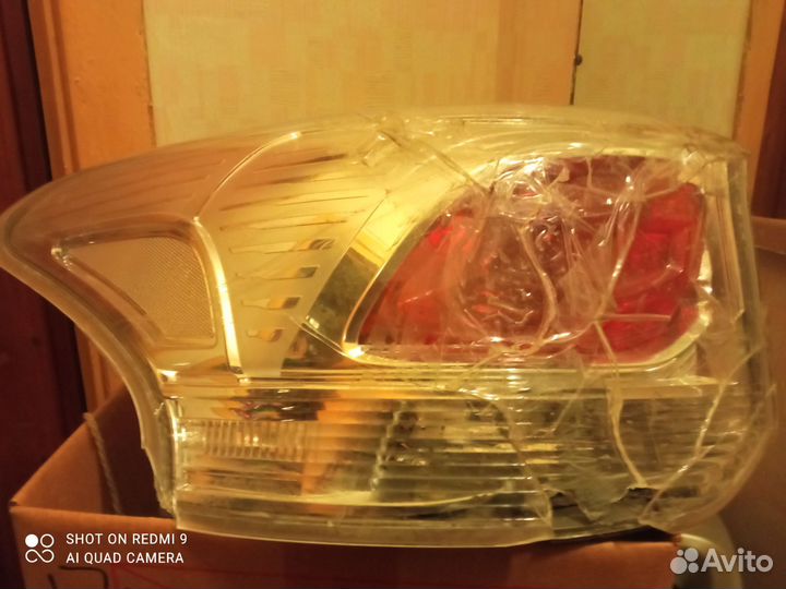 Фонарь задний левый на мицубиси аутлендер