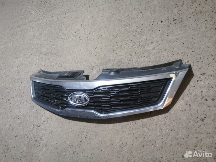 Решетка радиатора Kia ceed