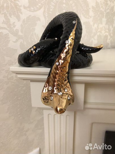 Фарфоровые статуэтки змея, лягушка Lefard